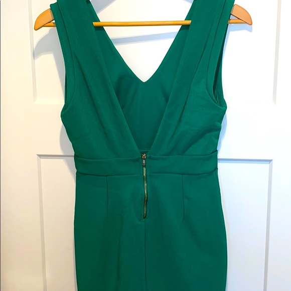 Brand New Emerald Green body-con low back dress - Picture 9 of 15